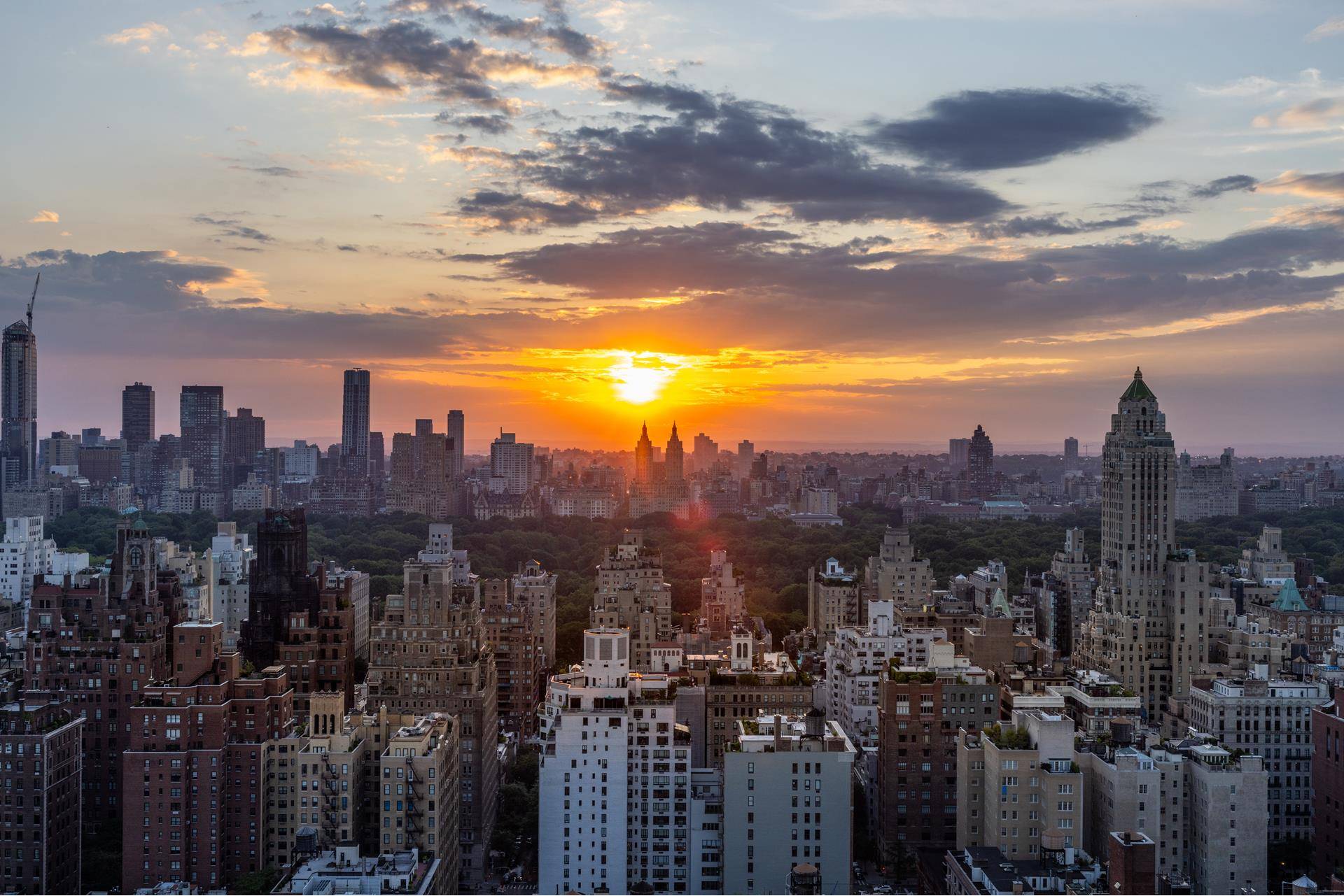 Introducing THE 74, where modernity meets the timeless sophistication on Manhattan's Upper East Side.