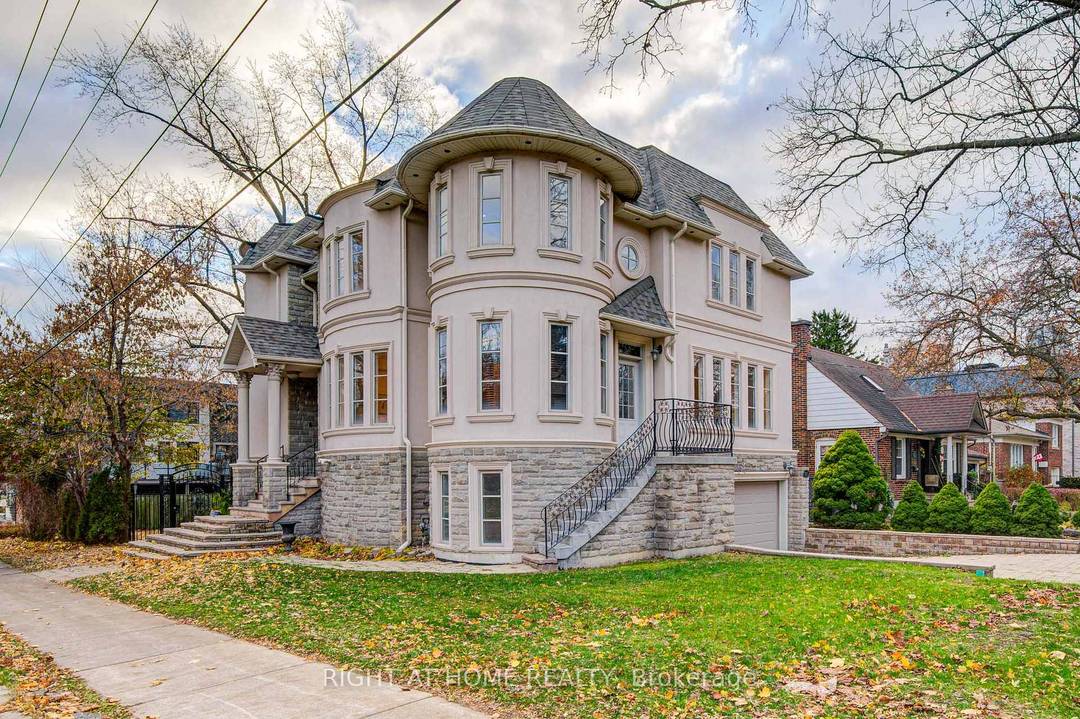 Welcome to 125 Kingsdale Avenue, a stunningly beautiful luxury home located in the Heart of North York !