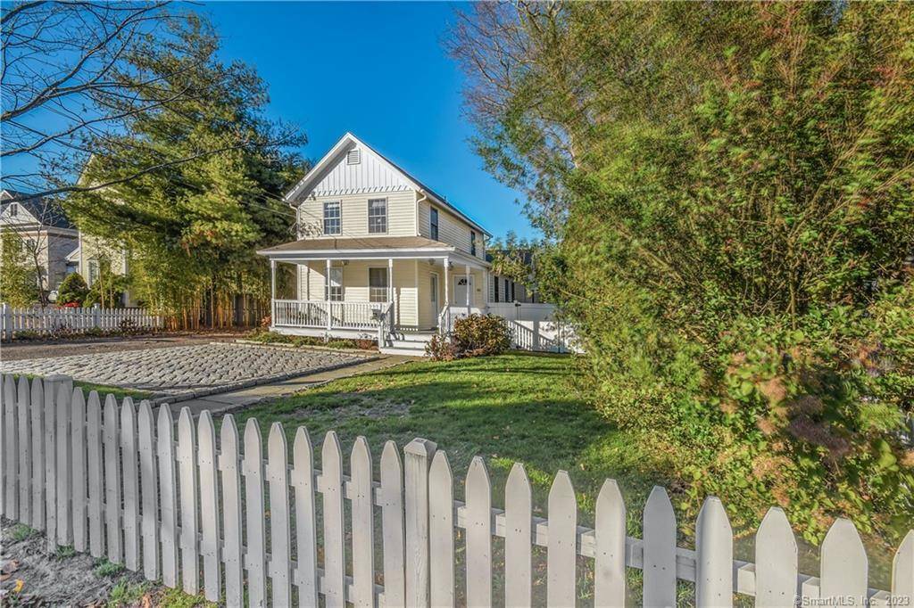 Charming in town home with private yard and terrace.