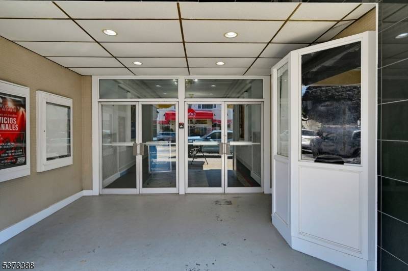 THE BAKER THEATER This stunning 1200 seat historic theater is located in downtown Dover with easy access to transportation and local shops and restaurants.