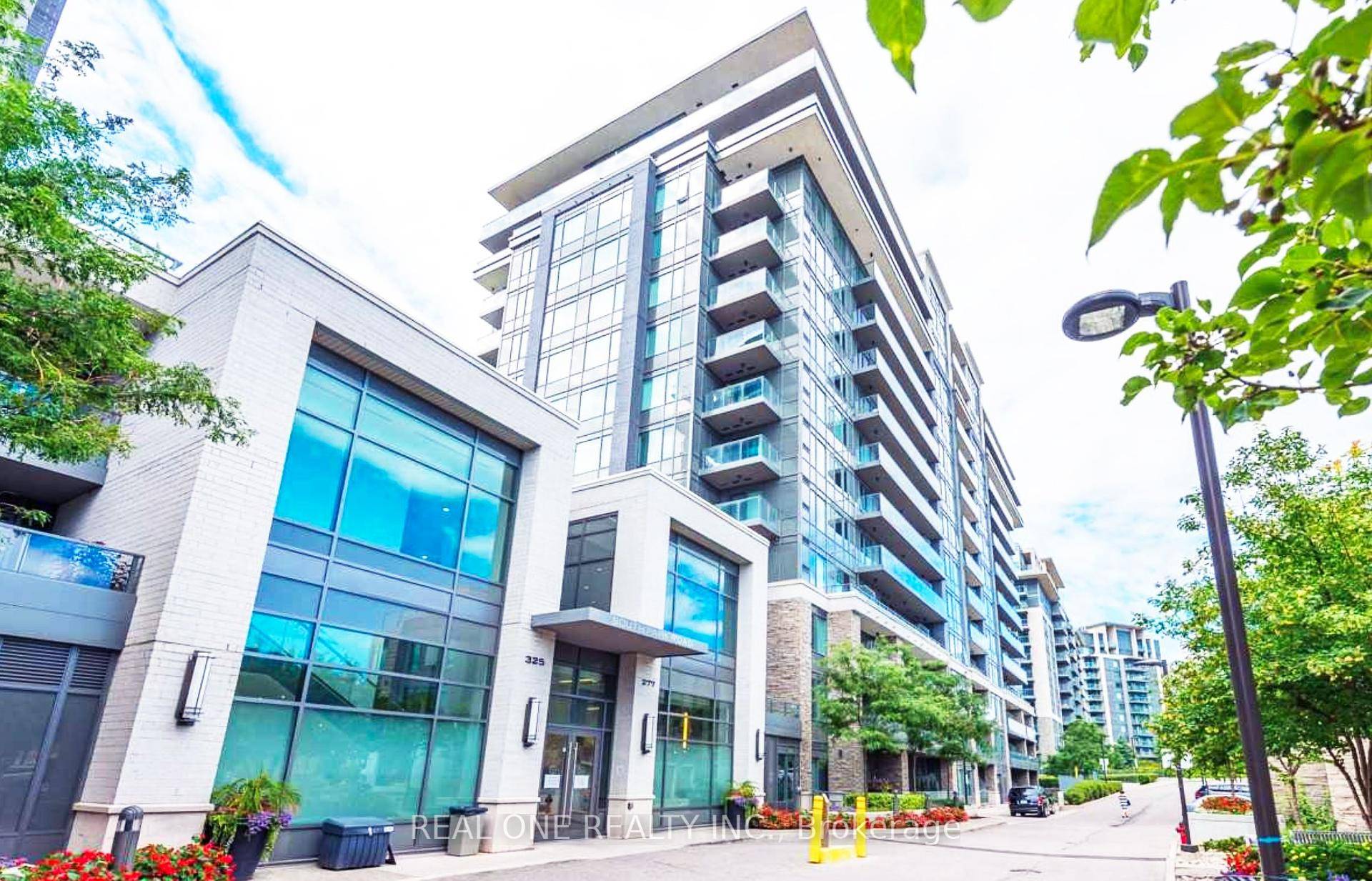 Spacious And Luxury 2 Bedroom Unit With The Finest Layout, Markham Prime Location Hwy 7 amp ; Leslie !
