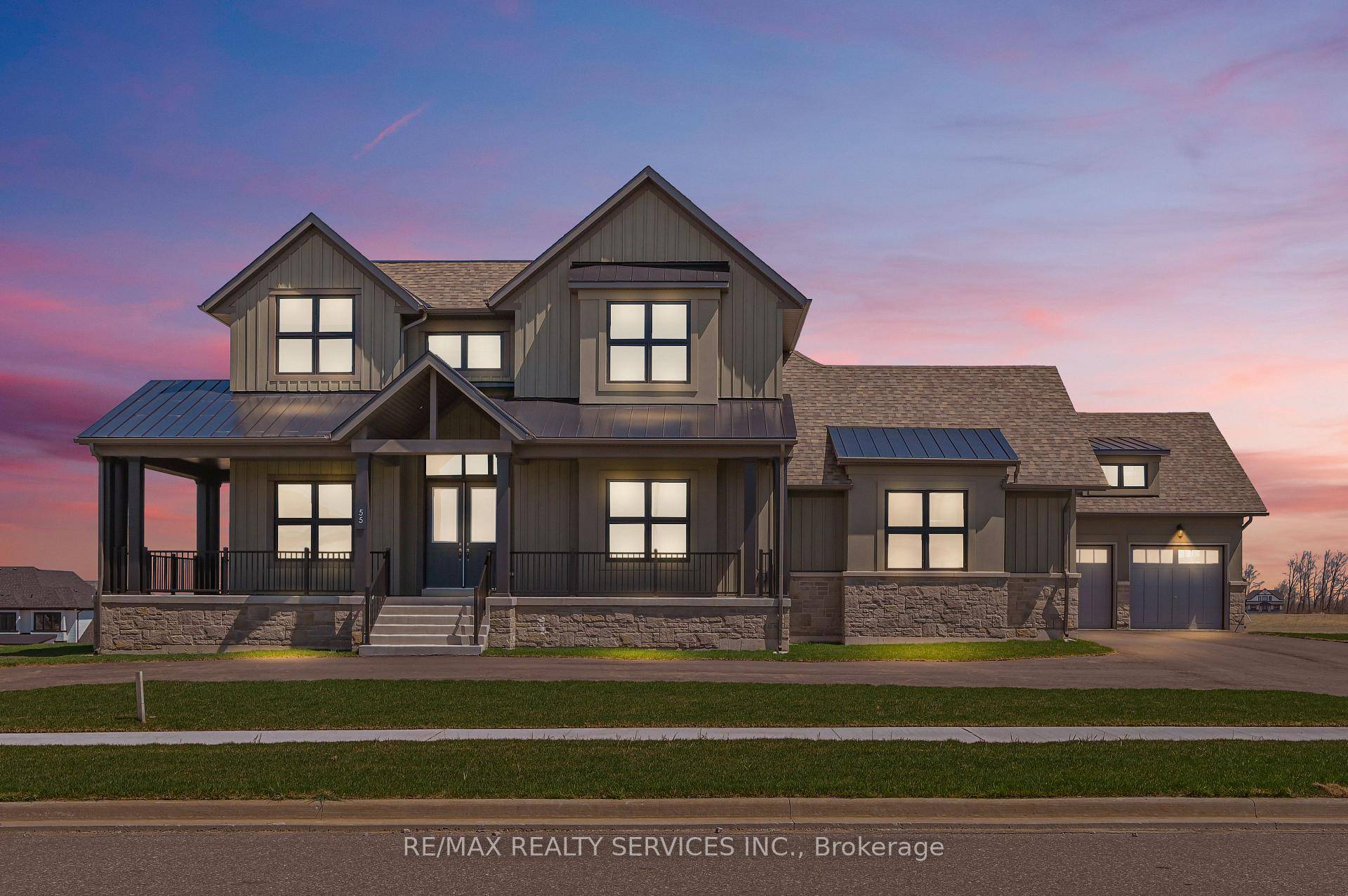 Elegant Estate Home in Prestigious Community.