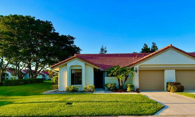 Welcome to your quiet and serene villa in Aberdeen East.