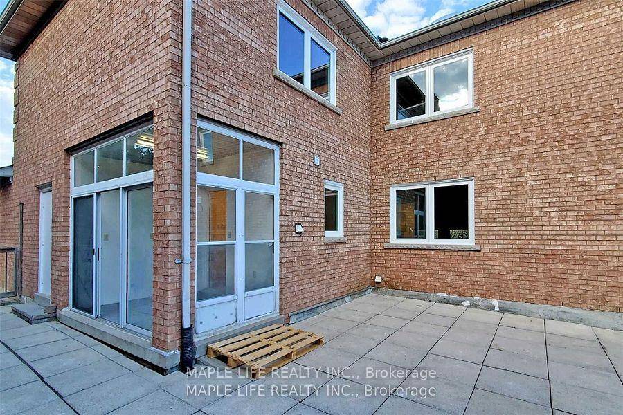 2 Bedroom and 1 Washroom In law Suite Apartment for Rent.