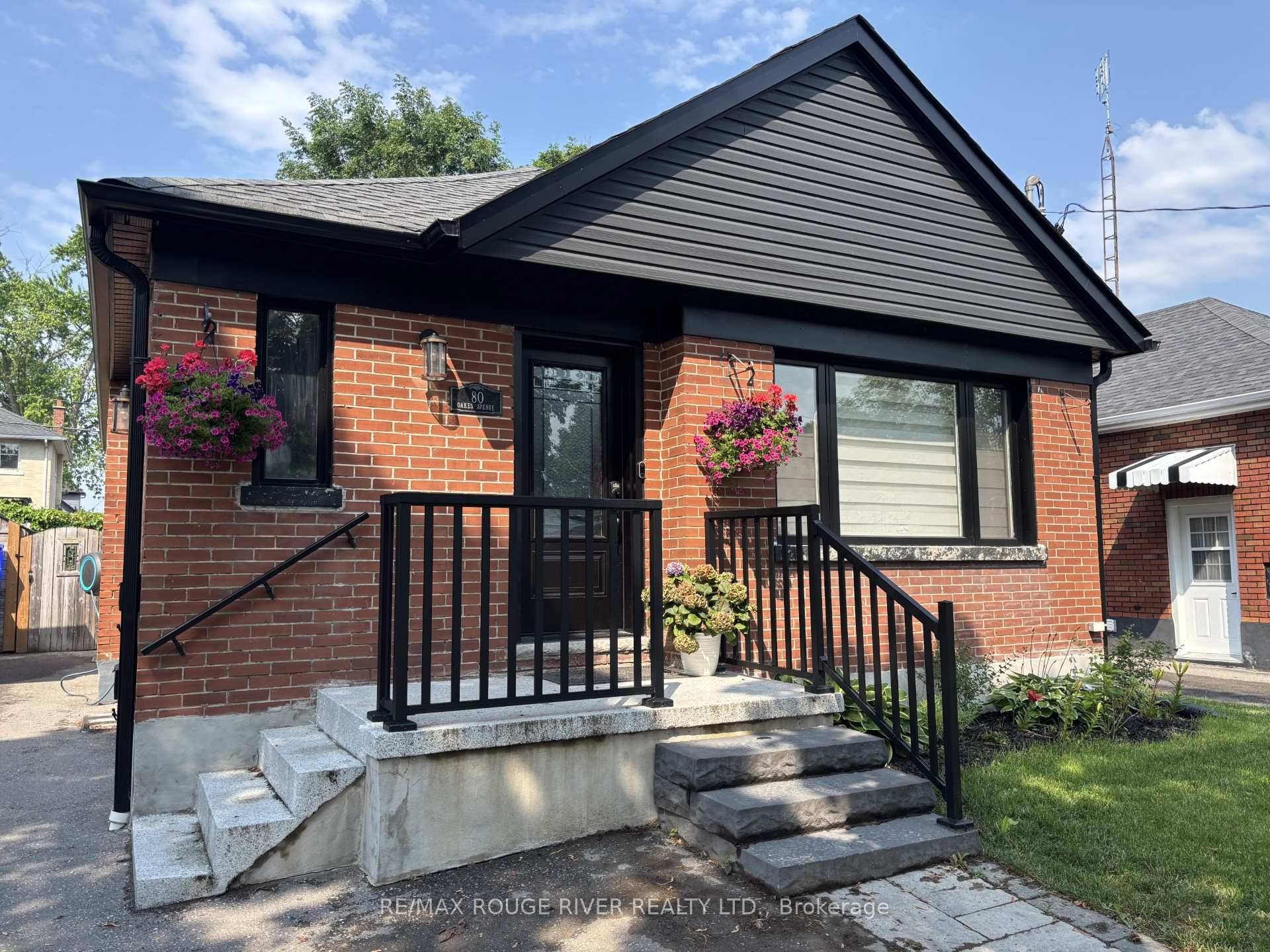 Welcome to this completely renovated main floor unit in a bungalow, updated top to bottom in 2021.