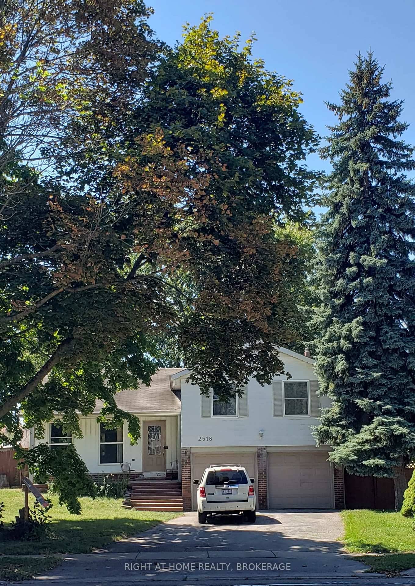 Enjoy Over 2200 SF of finished above grade living space in Sheridan Homelands.