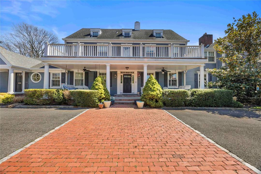 Back Lawrence, Five Towns Long Island Situated on nearly an acre in one of the most sought after neighborhoods, this expansive 8, 000 SF estate features 8 bedrooms, 8 bathrooms, ...