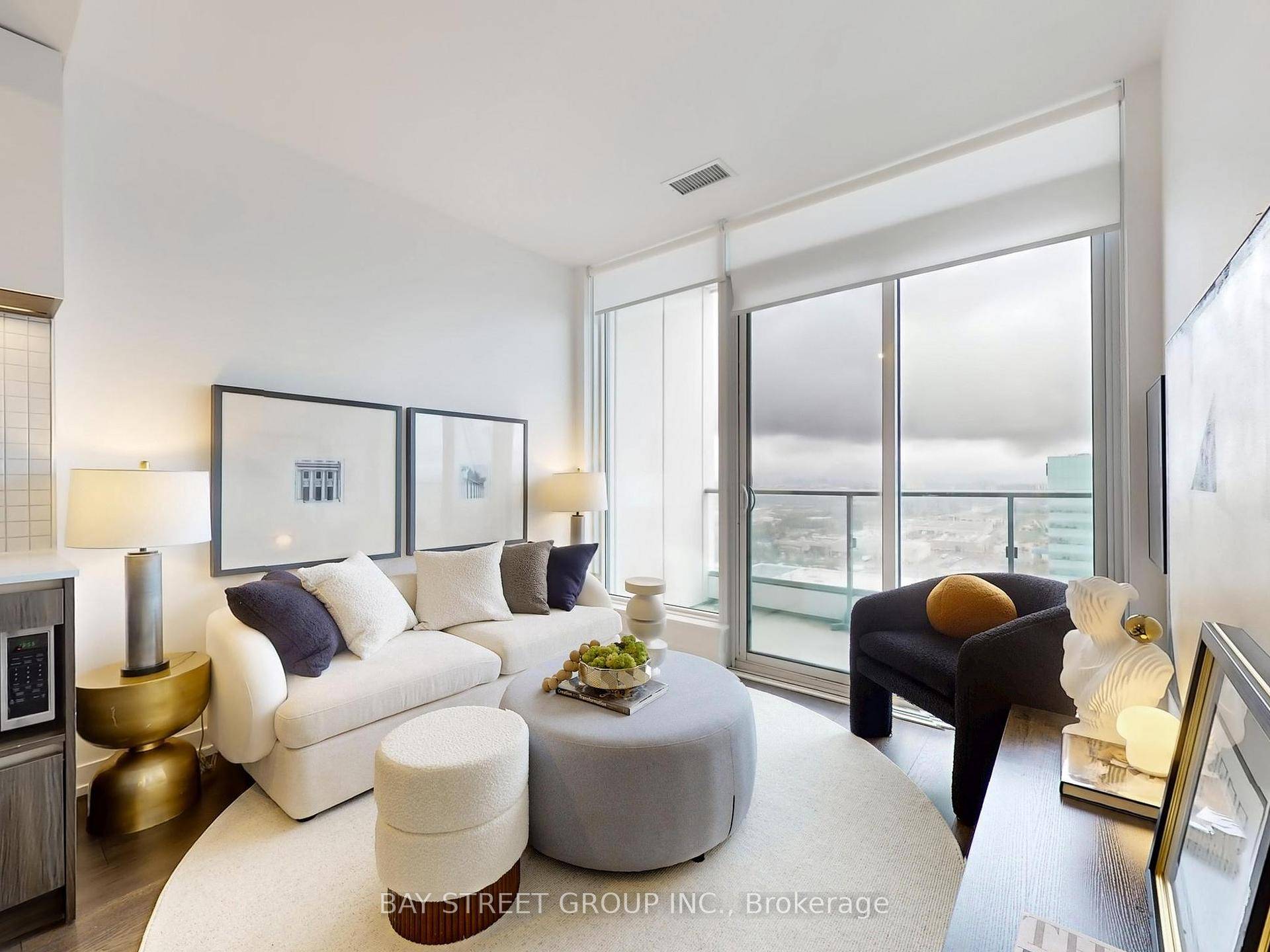 Welcome to your new home at Transit City, popular condo development in Vaughan.