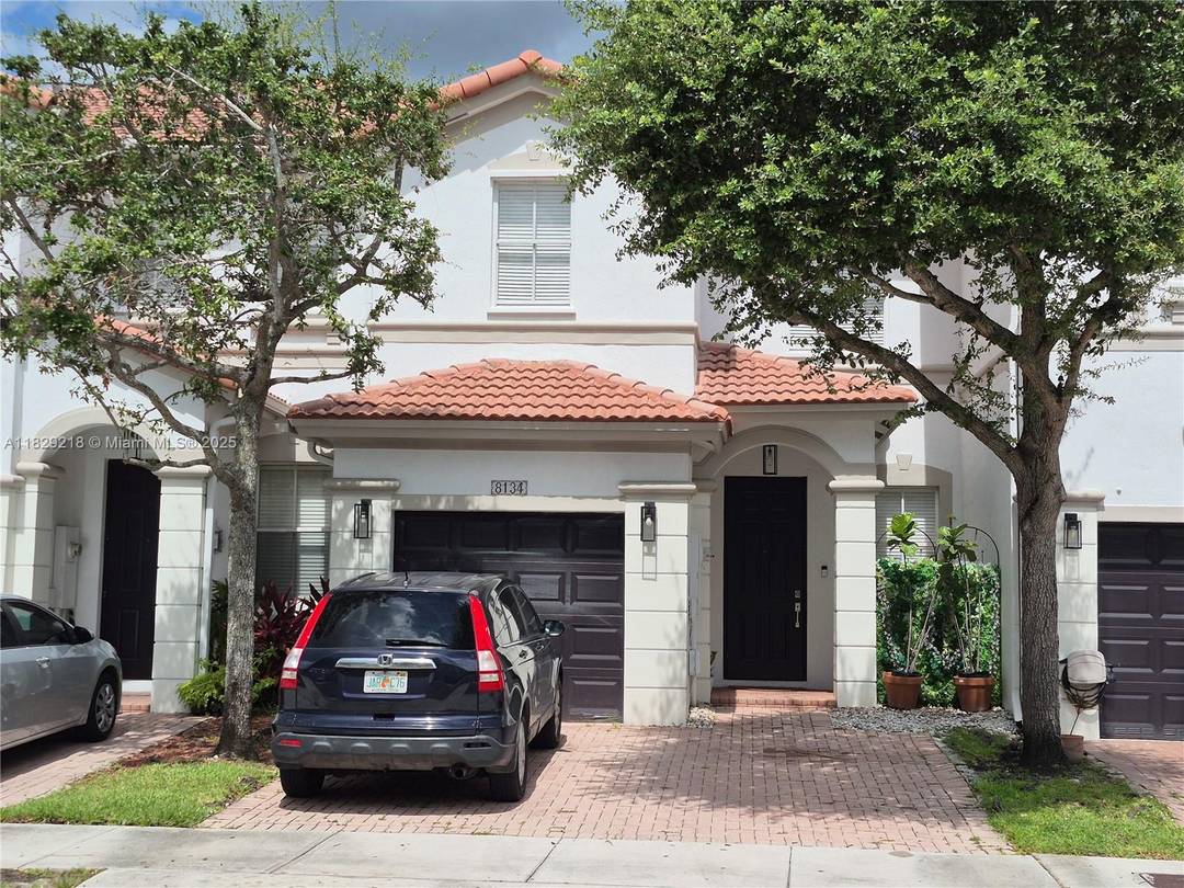 Welcome to this stunning two story townhouse in the heart of Doral.