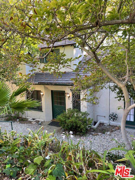 3116 Lake Hollywood Dr 3BR Hollywood Hills East La