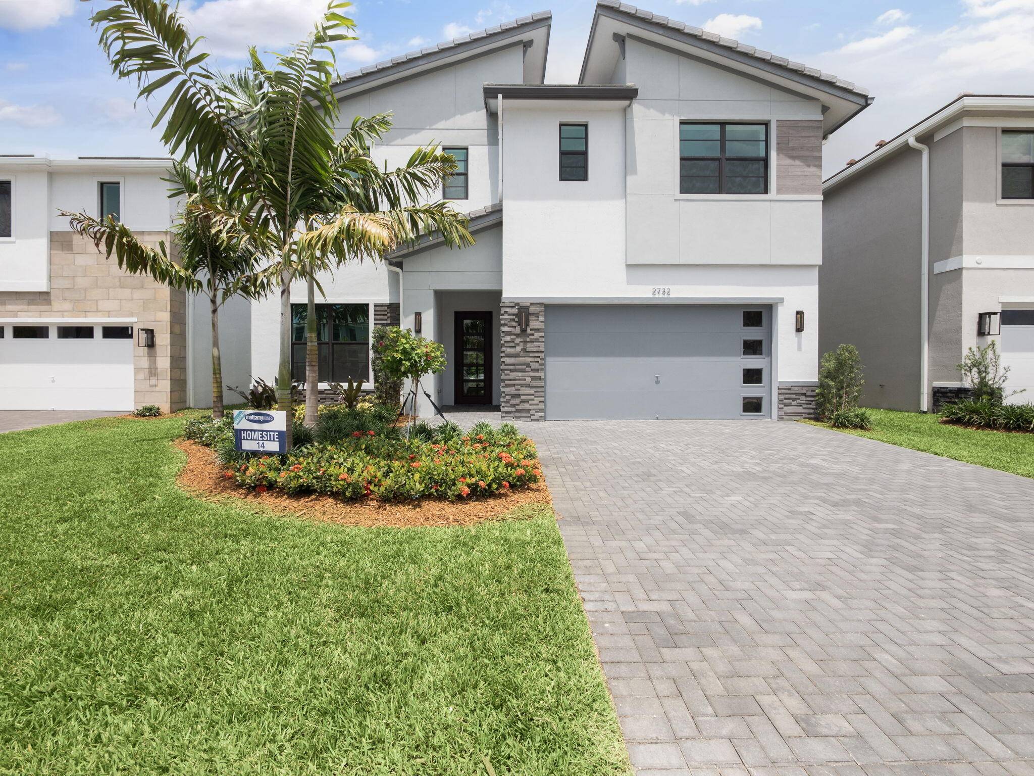 Nestled on a private cul de sac, the 3, 915 square feet Sandro plan offers a spacious two story home including 4 bedrooms and 3.
