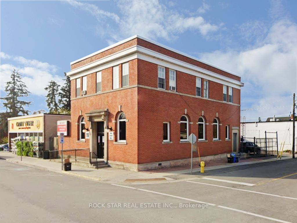 One of a kind prominent commercial building in the downtown core of Hagersville.
