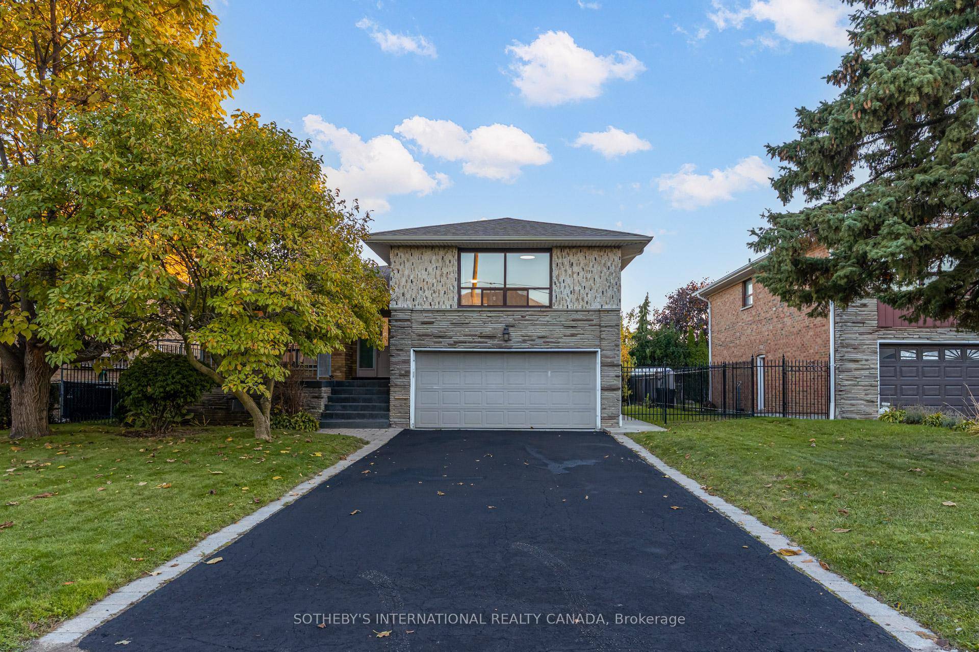 Experience the perfect blend of modern elegance and functional design in this fully renovated 3 1 bedroom home, complete with a self contained lower level suite and a rare double ...