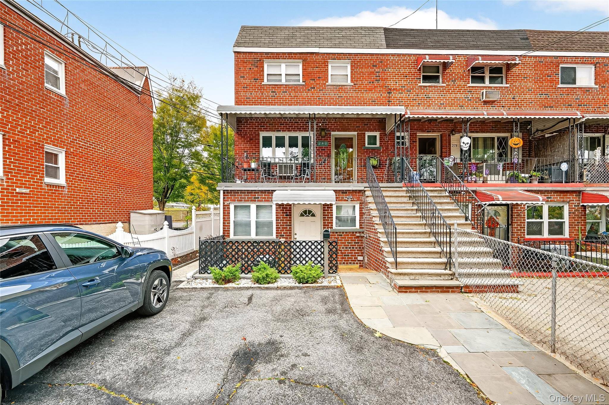 Whether you are looking for your next home, investment property or both, this could be the one !