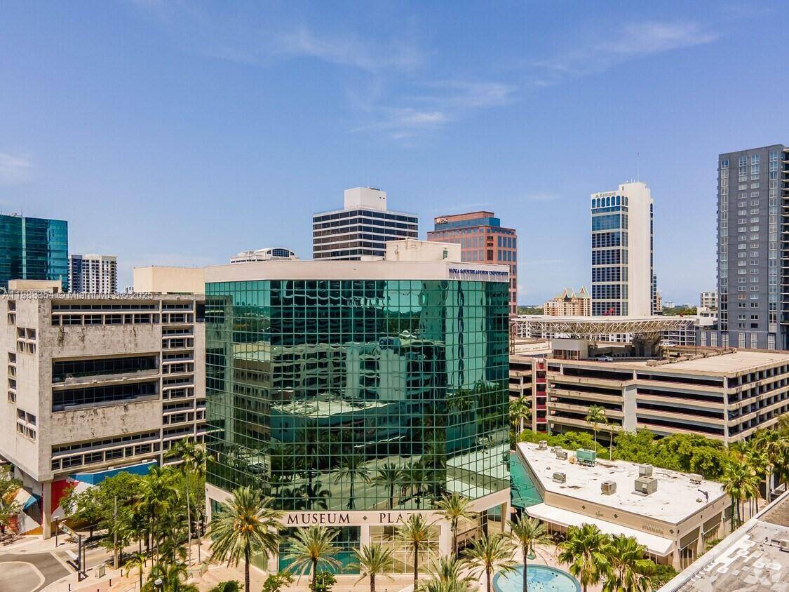 PREMIER OFFICE FOR SALE Rare opportunity to own a Class A office suite in downtown Fort Lauderdale with 3, 300 Sq Feet !