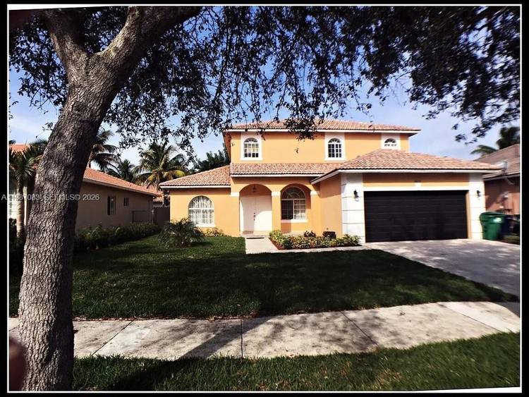 Beautiful 5 Bed, 3 Bath 2 Story Home NO HOA Move In Ready amp ; Priced to Sell !
