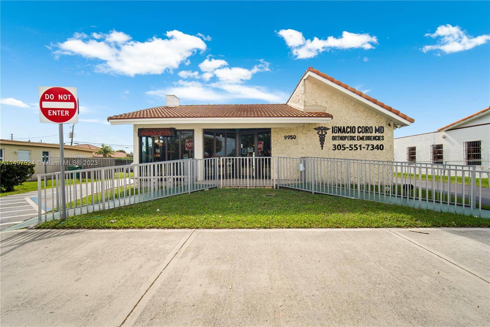 FOR LEASE Fully equipped 1, 860 sq ft medical practice on 40th Street Bird Road, on a 9, 375 sq ft lot.