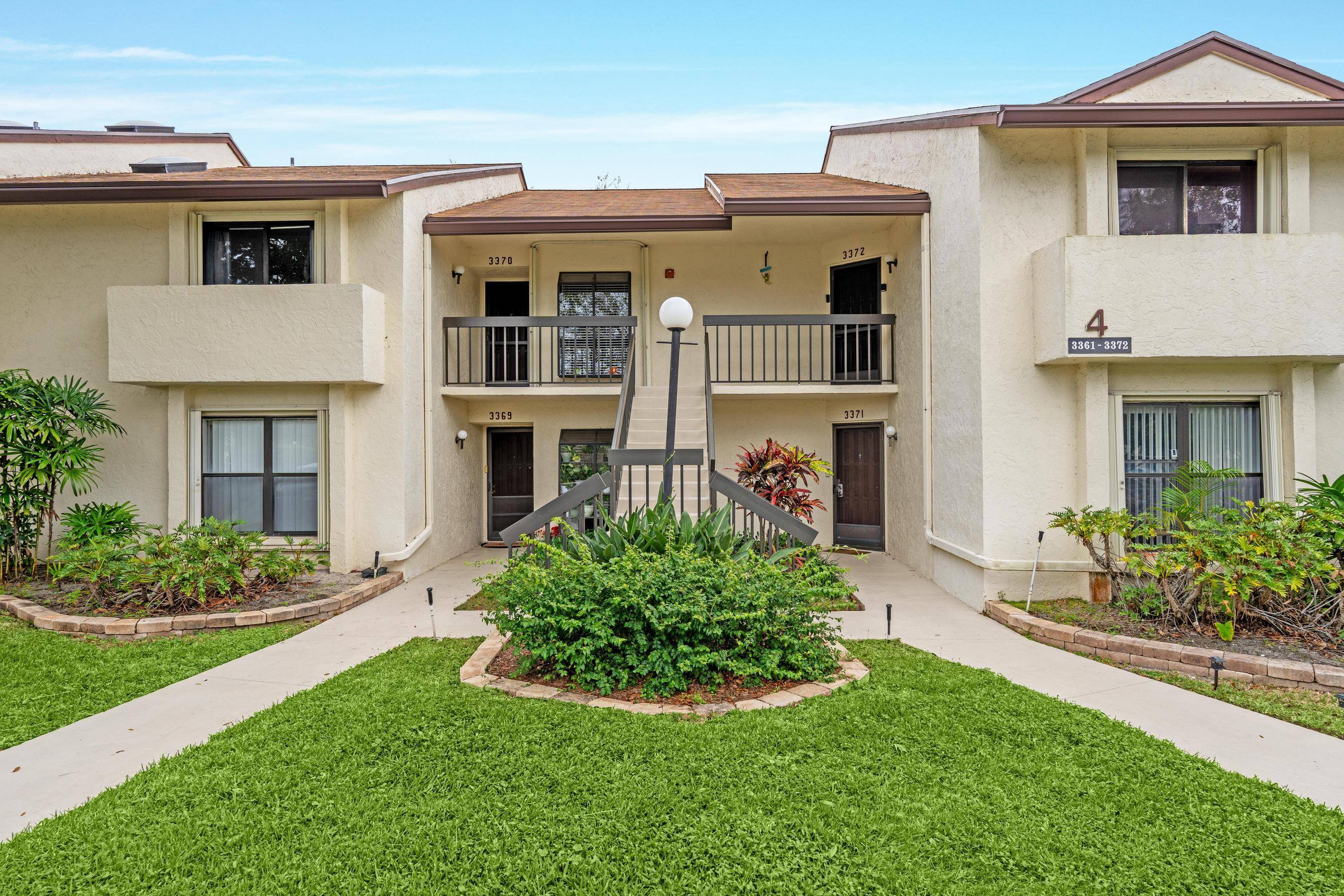 Discover the perfect blend of comfort and convenience in this beautifully updated, open concept 55 condo, ideally situated in the heart of Palm Beach County.