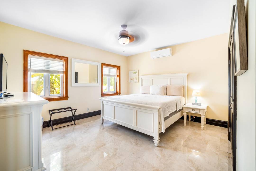 GOLDENEYE - PORT OF CALL Single Family Home Grand-Bahama-Freeport