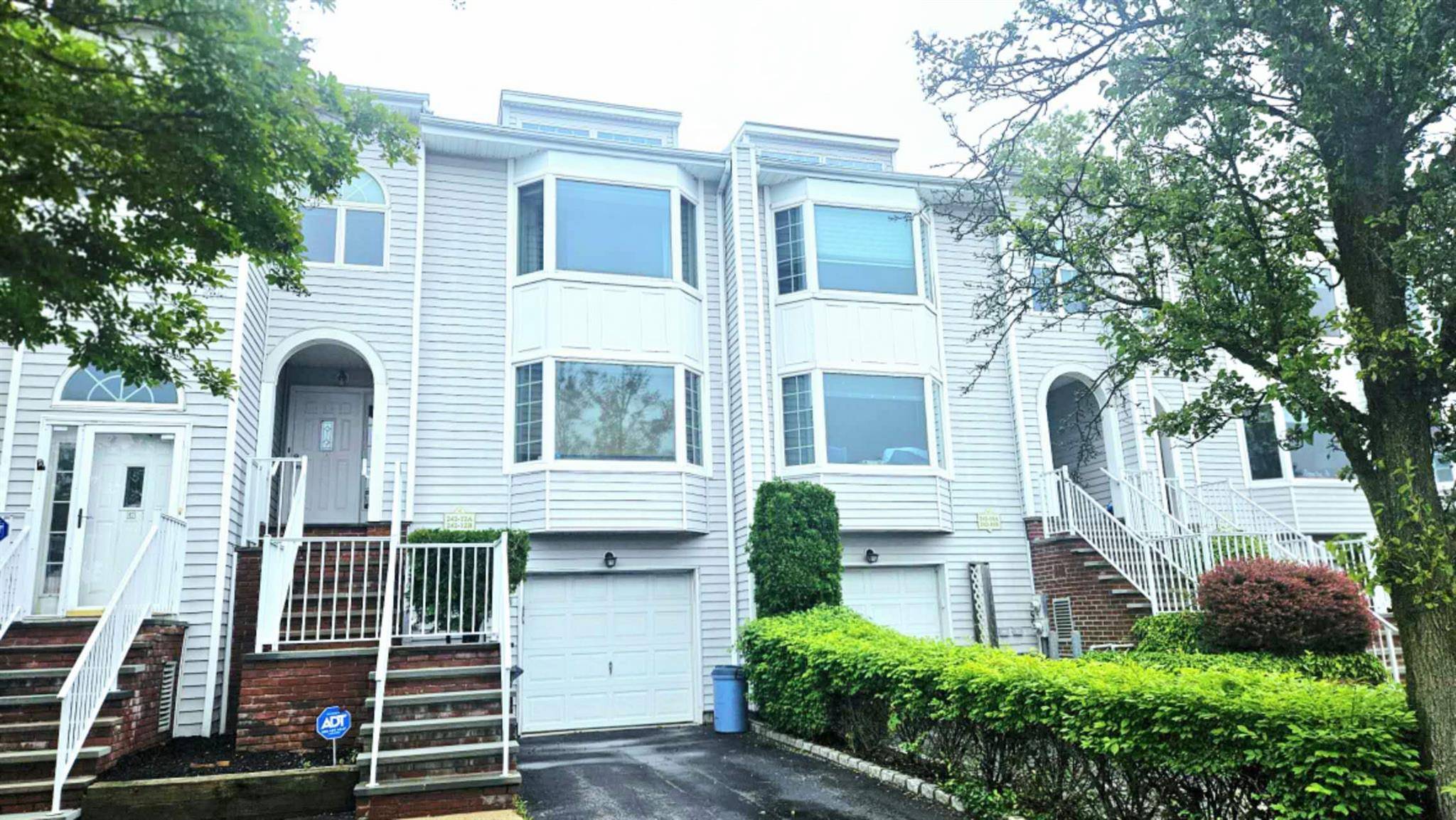 Beautiful, luxury duplex Condo.