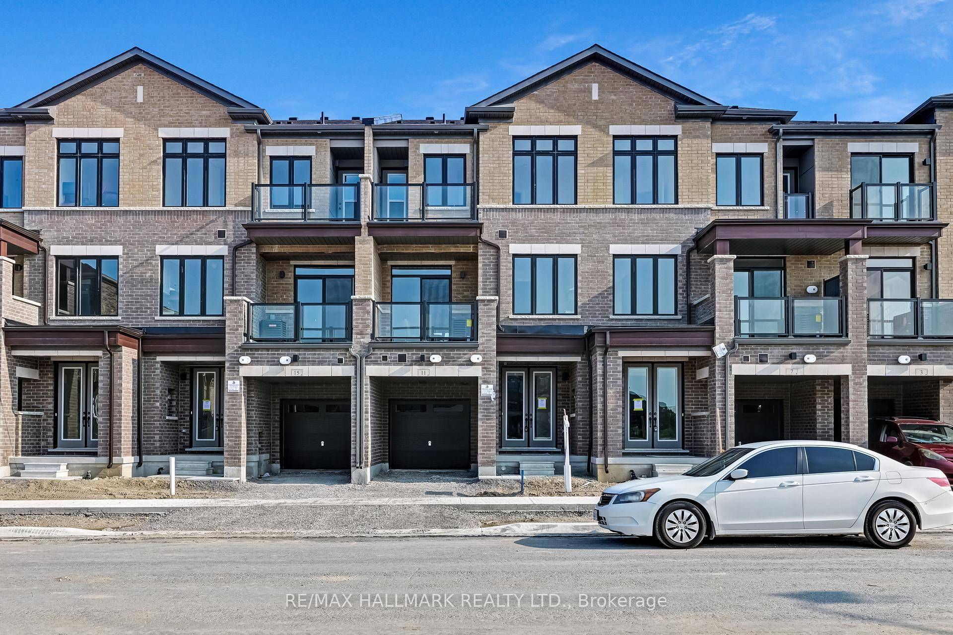 Wow Your Dream Home Is Here Absolutely Stunning Modern Luxury Townhome Best Location !