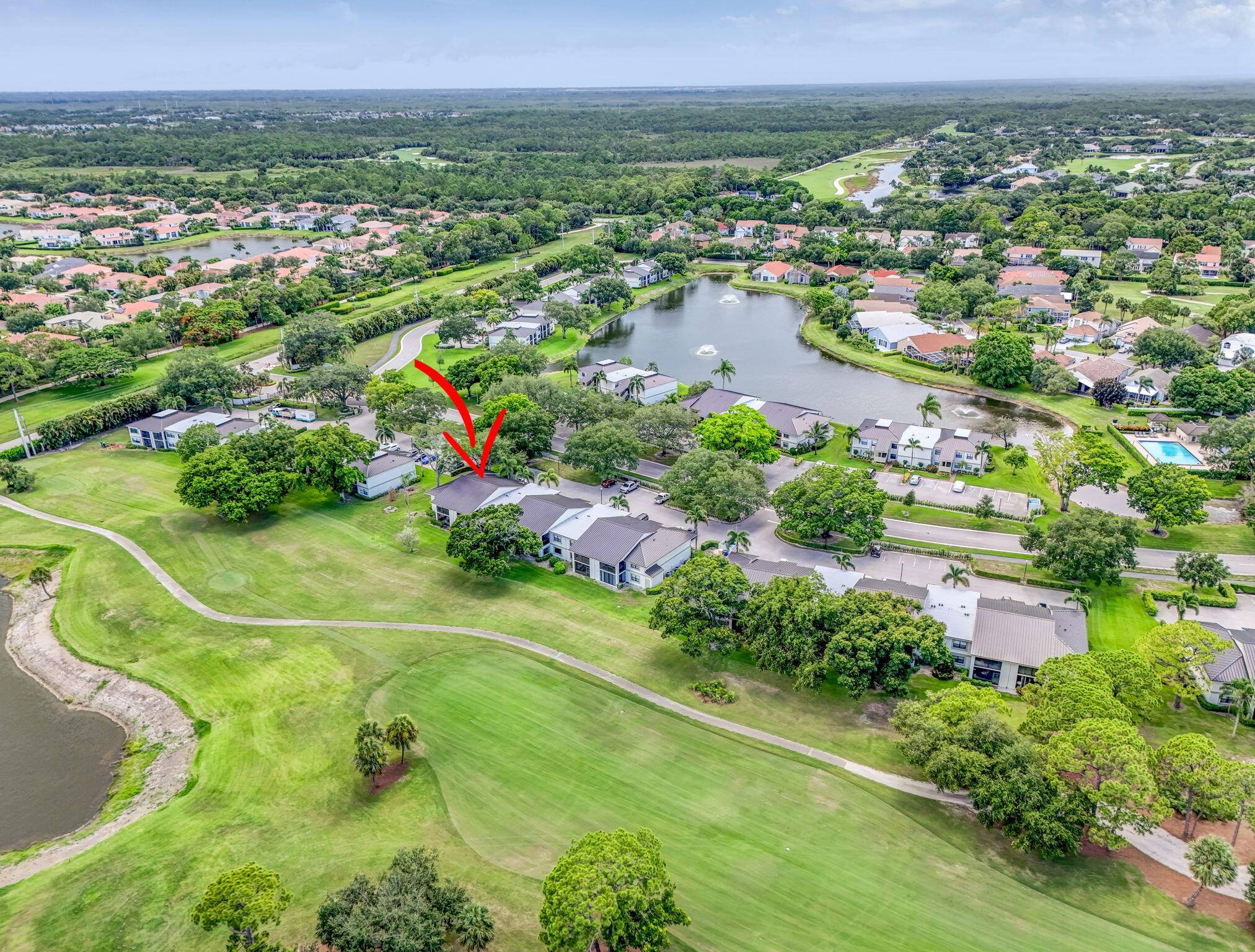 Rare opportunity to purchase 1st floor, corner unit overlooking the golf course.