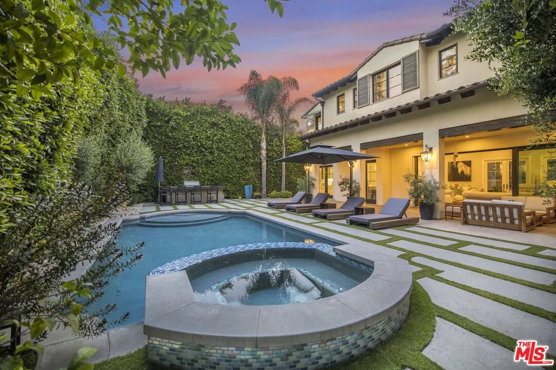 439 S Spalding Dr 6BR Beverly Hills La