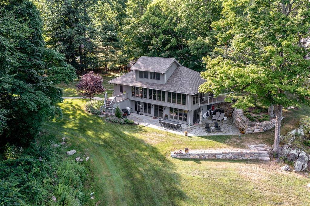 Stylishly renovated Contemporary Ranch with stunning lake views and direct frontage on Candlewood Lake available to rent from December 14, 2025 May 17, 2026 for 7, 000 per month.