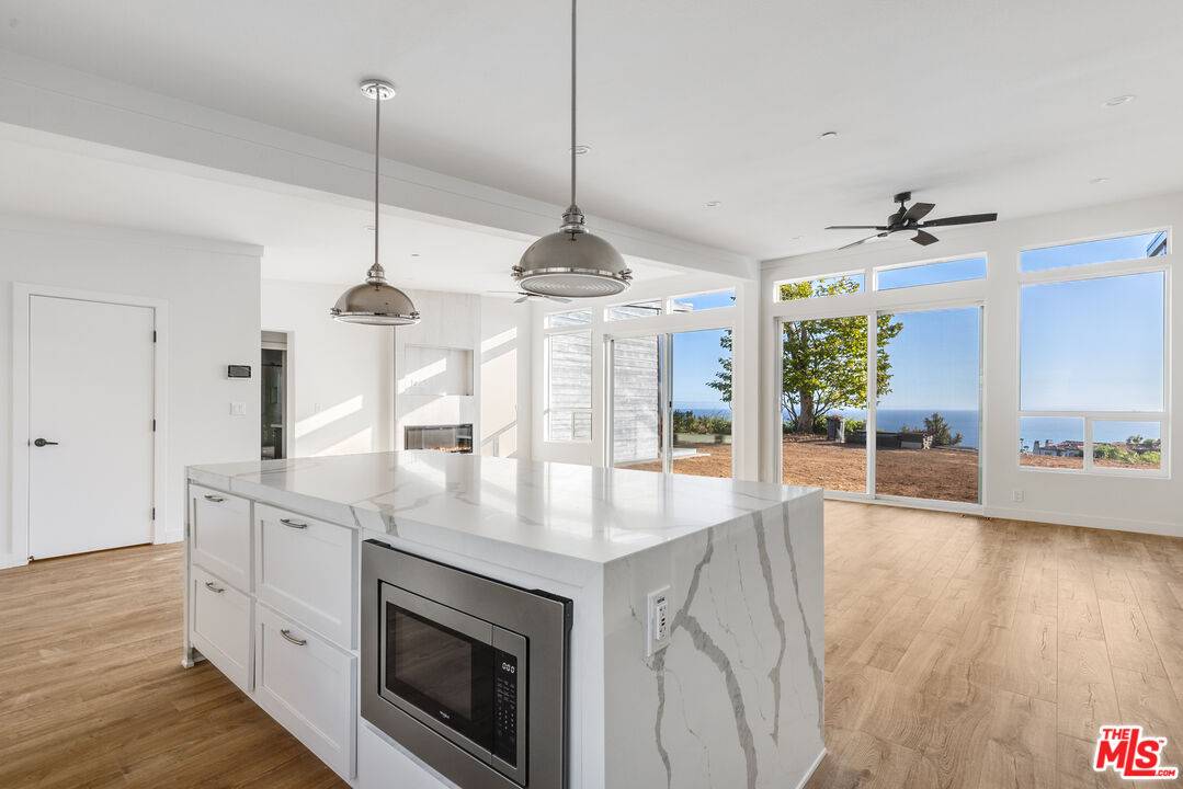 30127 CUTHBERT RD 4BR Malibu La