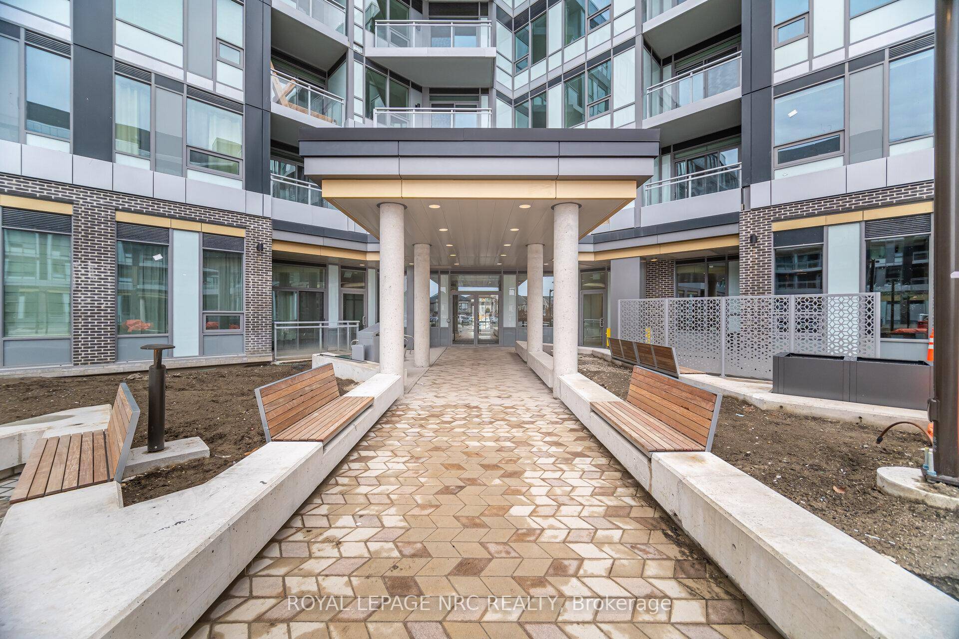 Discover Unmatched Luxury in Glen Abbey !