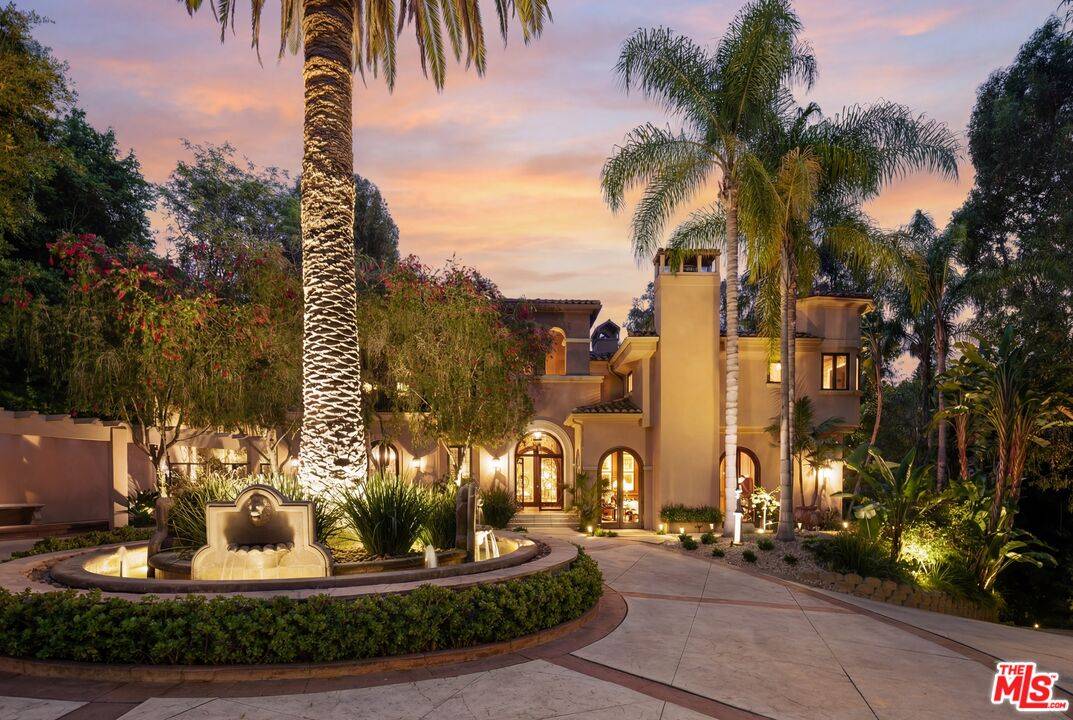 2700   Benedict Canyon Dr 5BR Beverly Hills Post Office | B.H.P.O. La