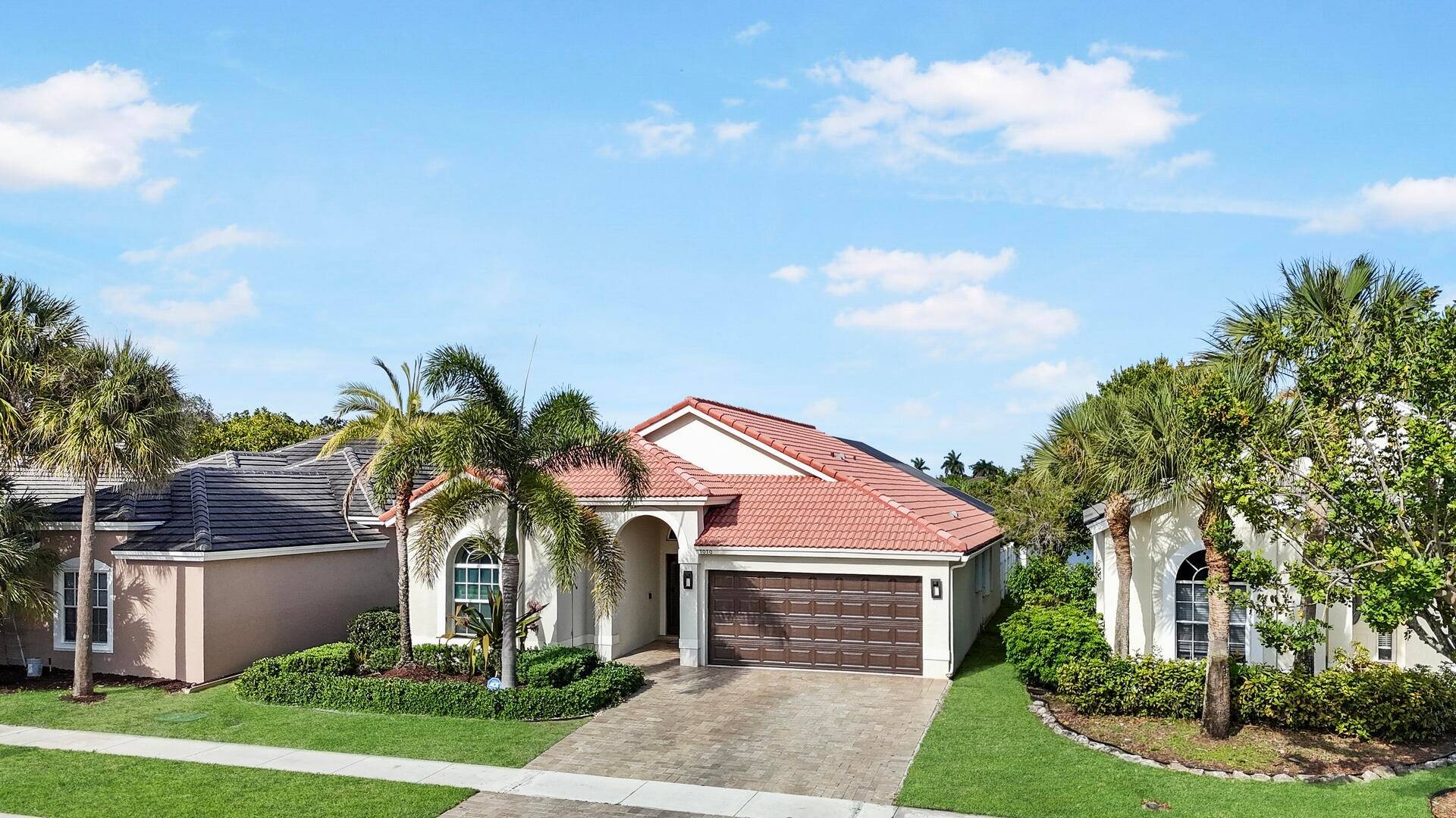 Welcome to this beautifully updated, move in ready 3 bedroom, 2 bath home located in the highly sought after Lake Charleston community.