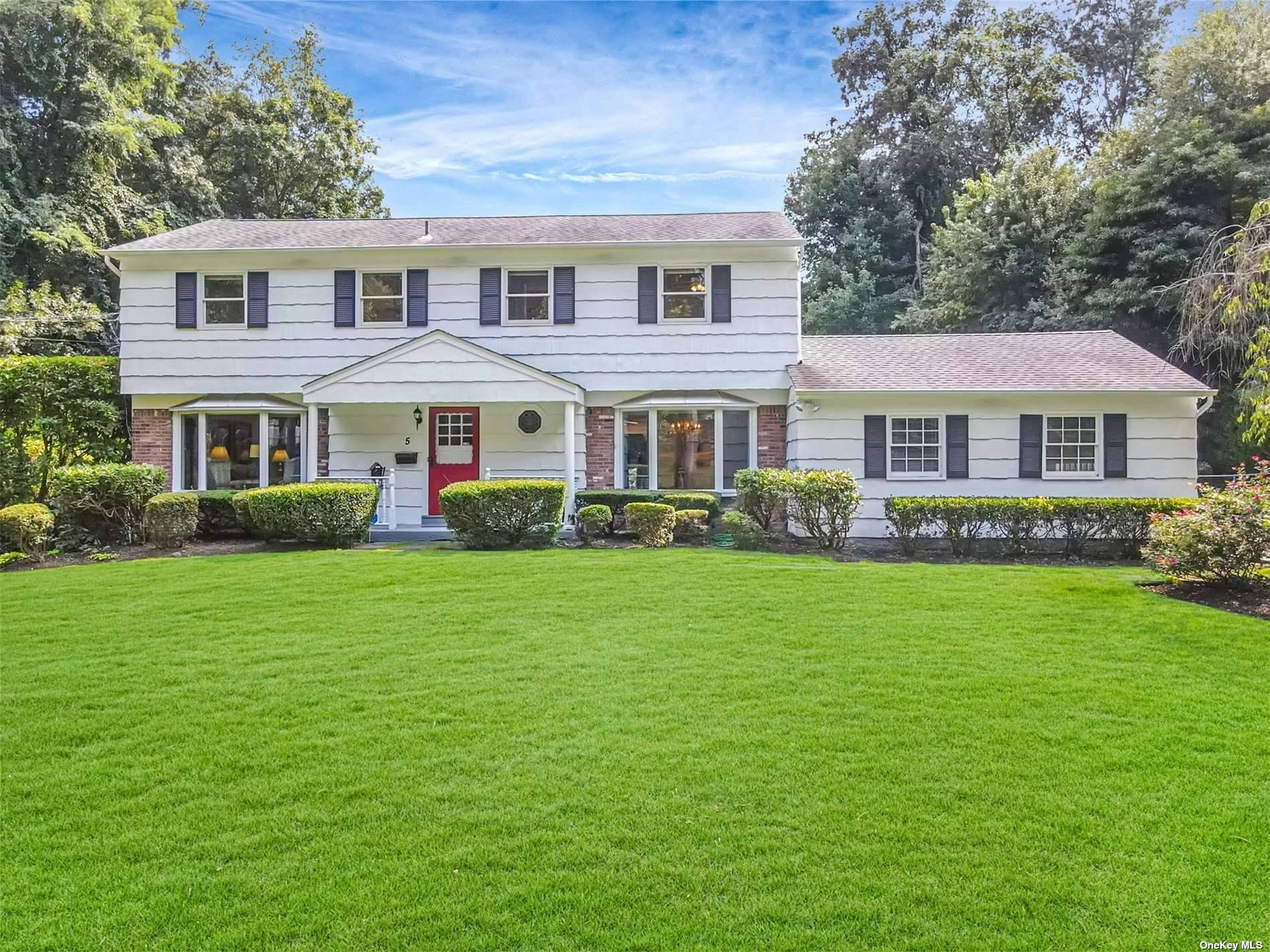 Welcoming Entry Foyer Leads You amp ; Your Guests Into This Immaculate Colonial On.