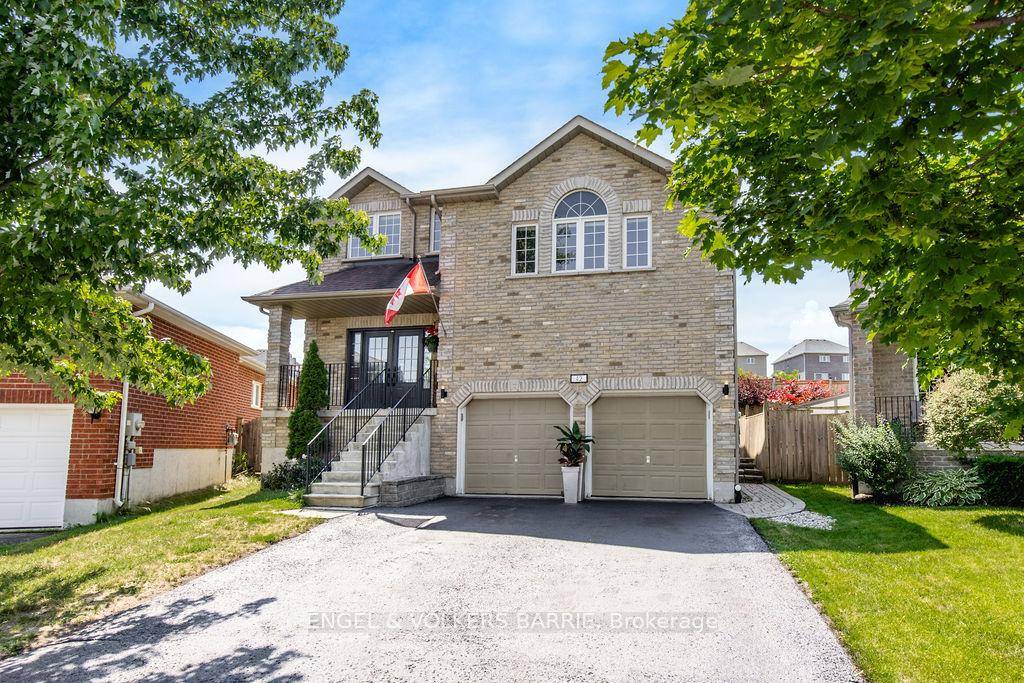 With approx. 2, 600 sq. ft.