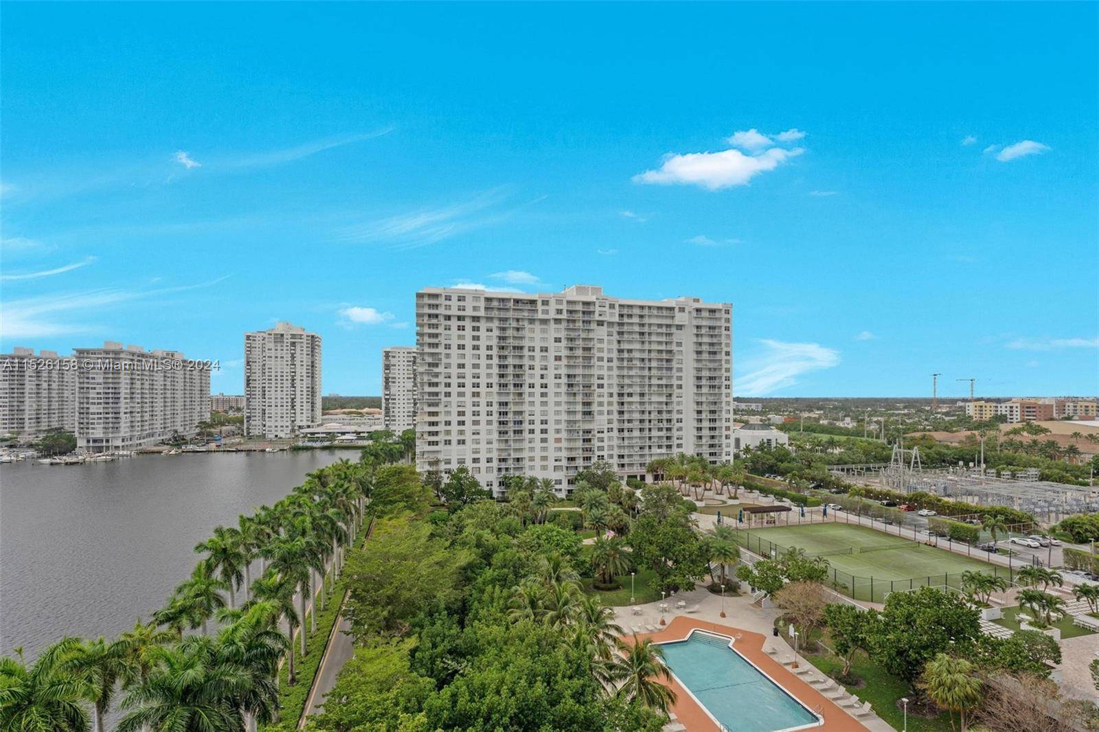 Step into the world of waterfront luxury living in the heart of Aventura !