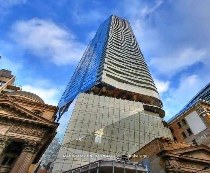 The Massey Tower By MOD Developments Landmark in Downtown Toronto, In the Heart of the City, at Yonge Queen, directly across from Eaton Centre 566 Sf Builder Plan The only ...