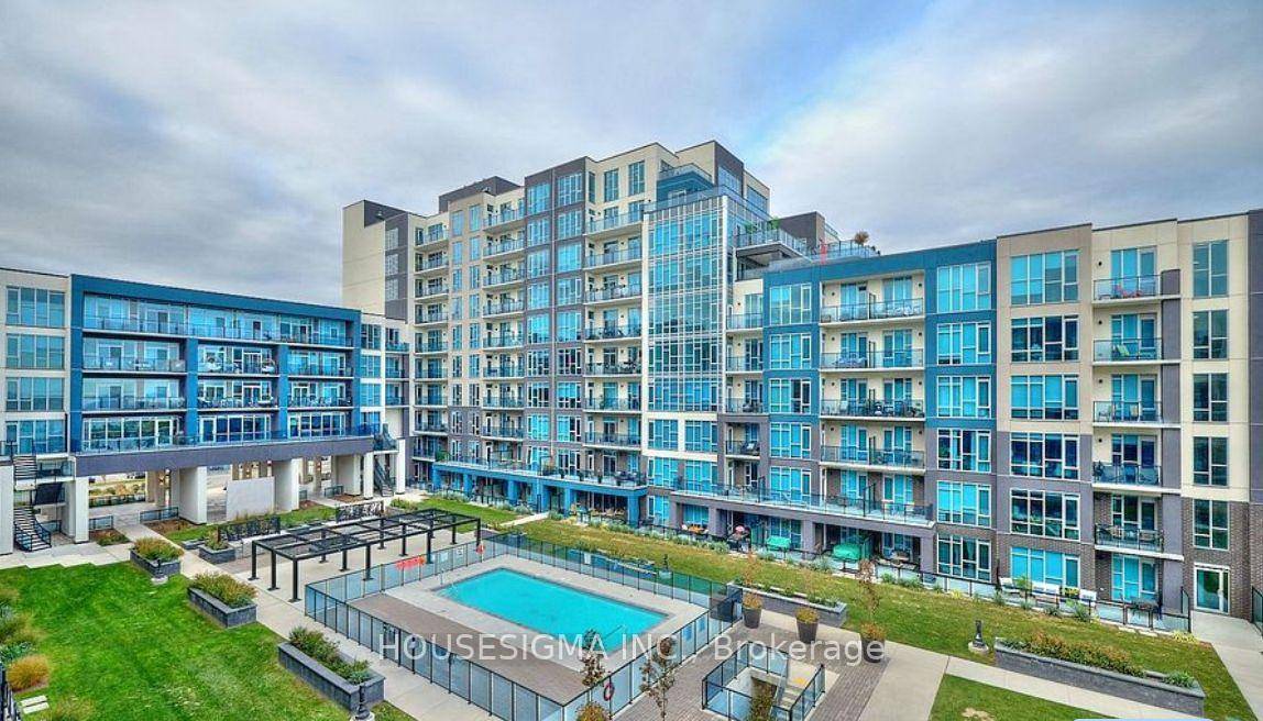 Impressive Condo Unit That Illustrates Upscale Urban Living at it's BEST.