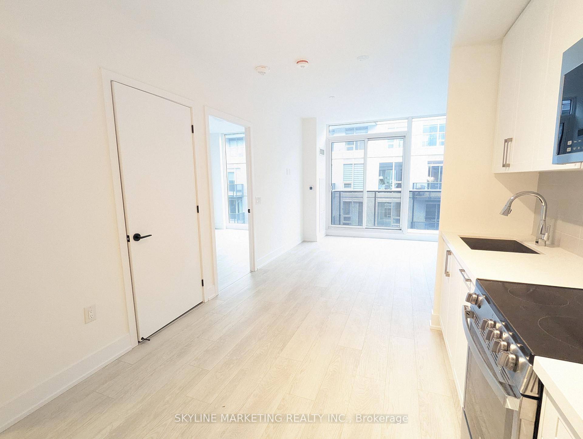 1 Bedroom Suite at the Luxurious Branch Condos in Oakville.