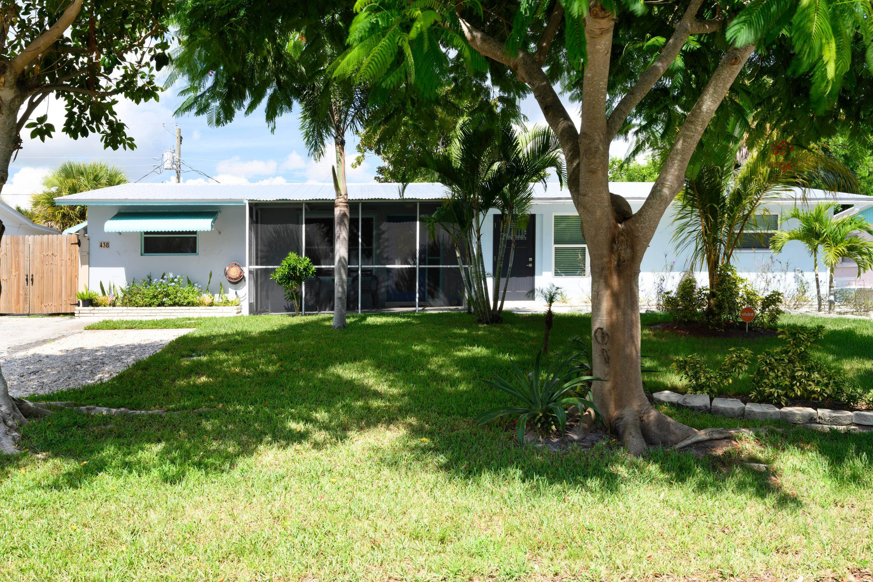 Price drop ! Welcome to your oasis !