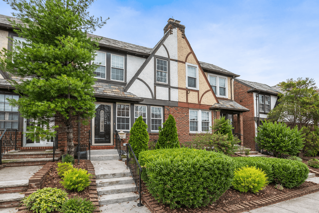 This charming townhouse offers an ideal residential setting with three bedrooms and two and a half bathrooms.