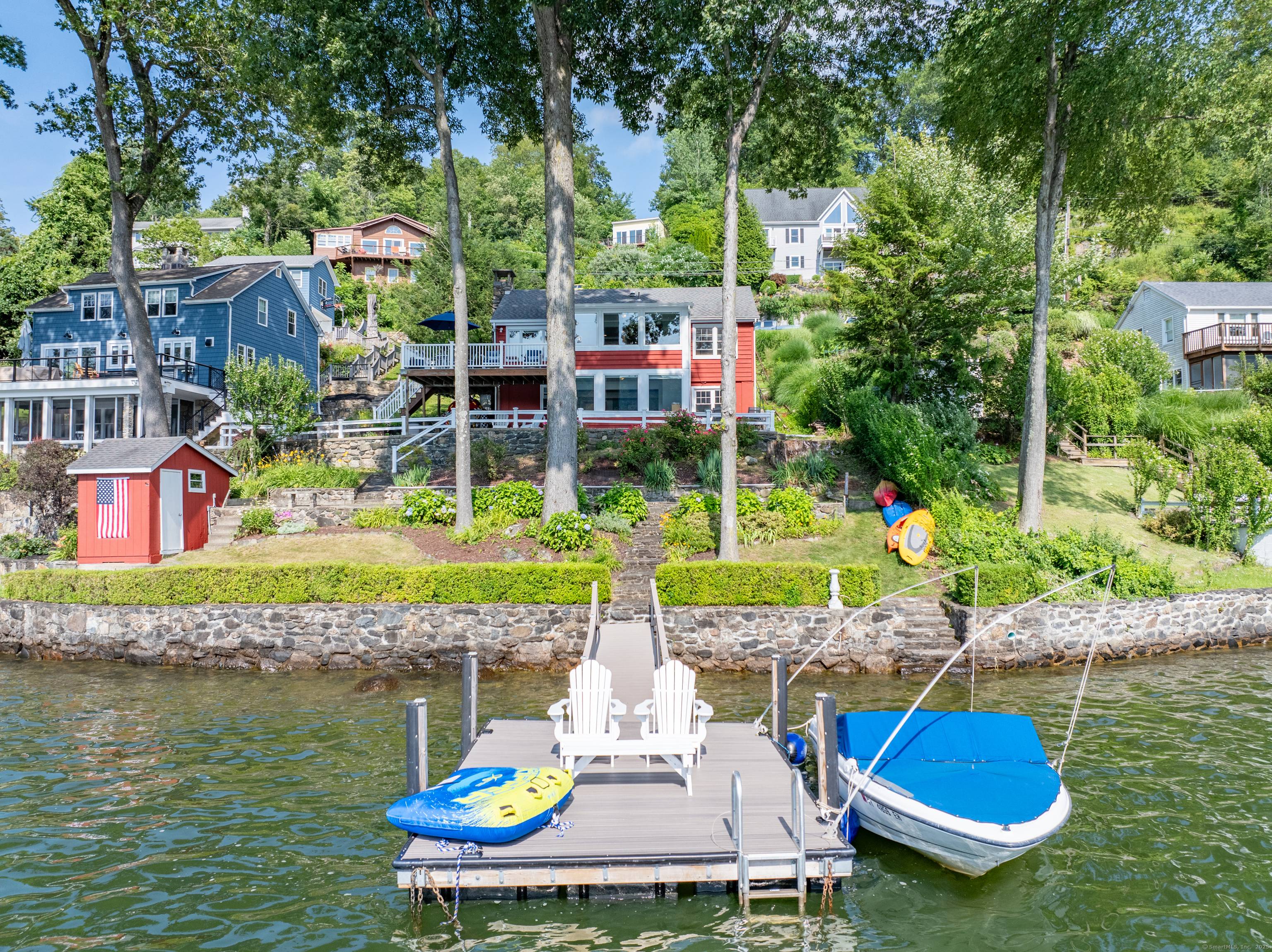 Welcome to Candlewood Lake !