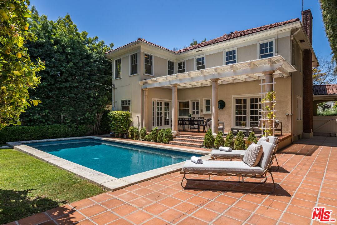 1622 N Orange Grove Ave 3BR Hollywood Hills East La