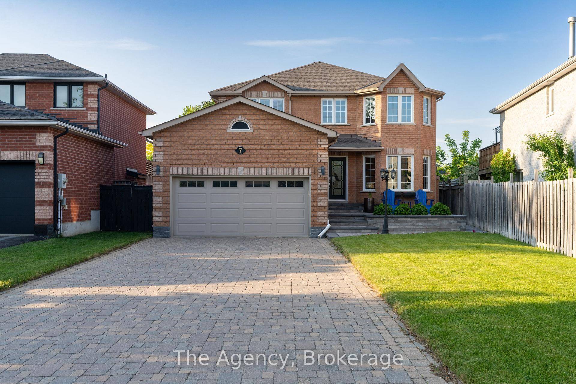 Welcome to 7 Higgin Court, a beautifully maintained 3 1 bedroom, 3.