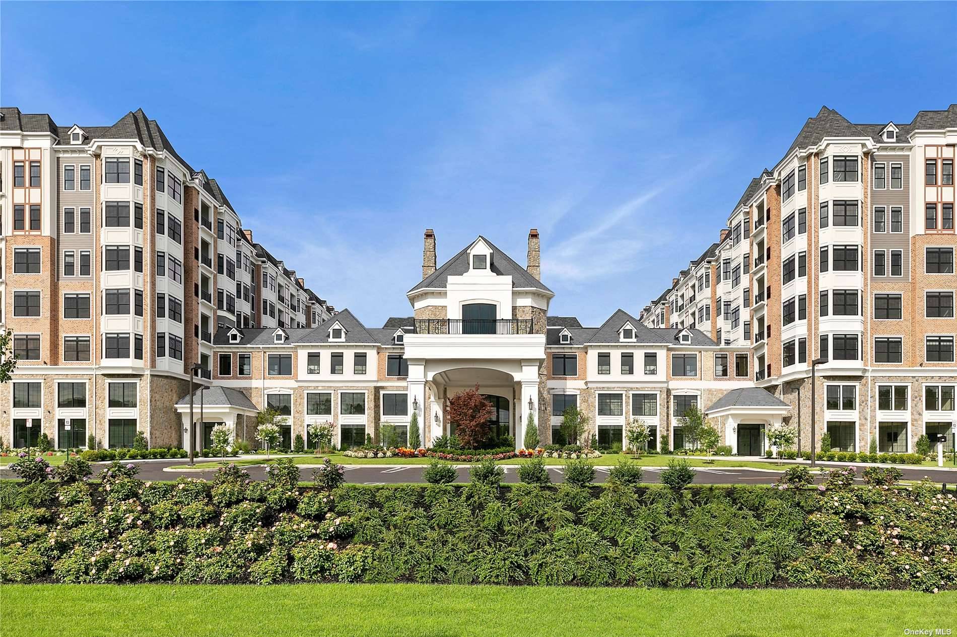 Located in Westbury, The Selby by Beechwood Homes offers a highly serviced, effortless lifestyle.