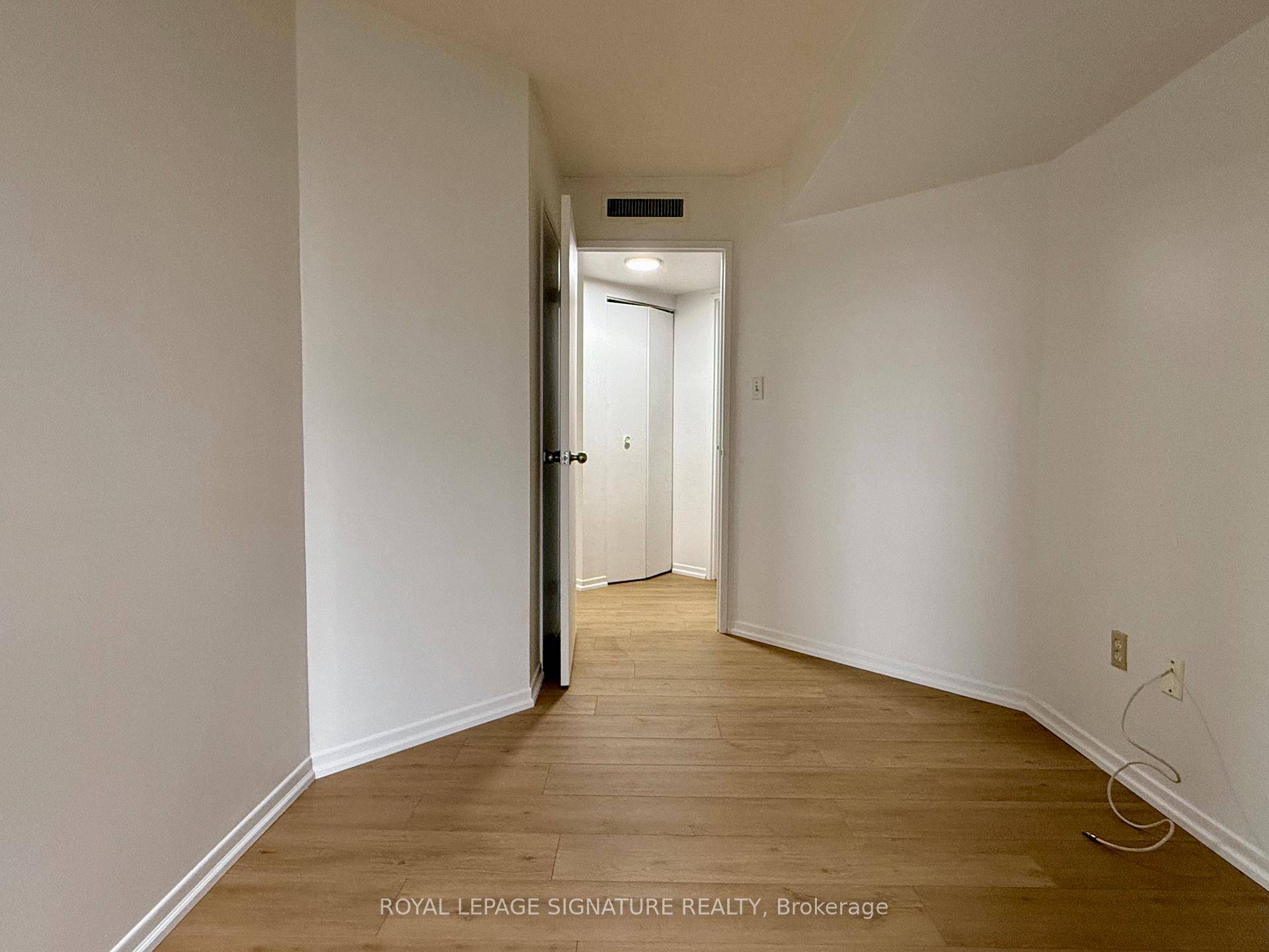 Check out this spacious rarely offered 3BR Den unit, centrally located at Bay amp ; Wellesley !