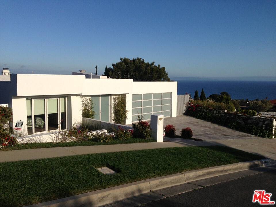 3440   Shoreheights Dr 3BR Malibu La