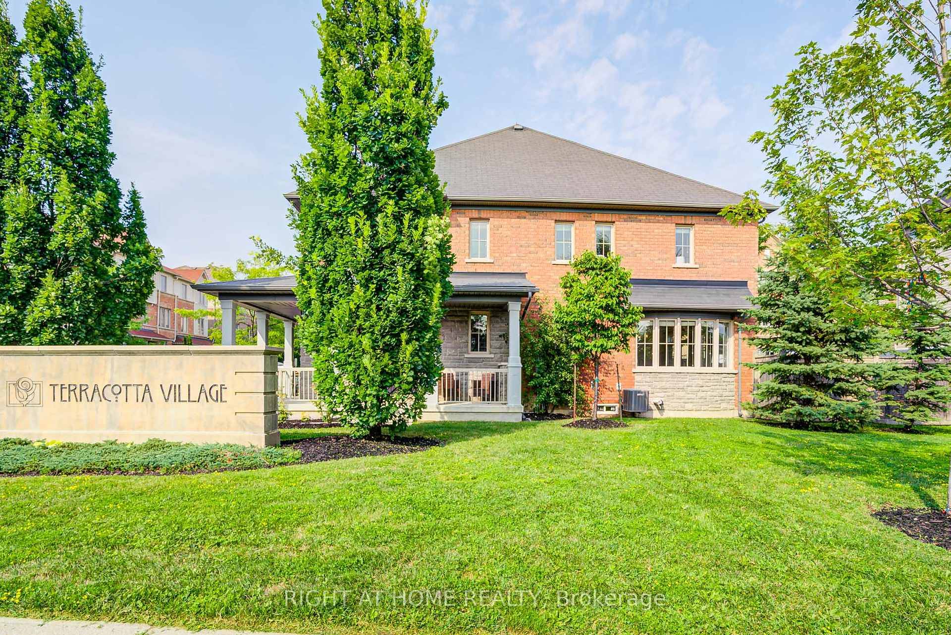 Rare Sought After 2 Story Executive Corner Unit On Premium Sized Lot W Spacious Back amp ; Side Yard amp ; Beautiful Windows Throughout.