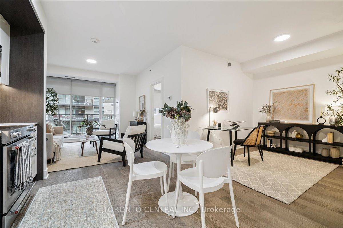 Rare 1 Den Oak Park Floorplan at The Craftsman Condos.