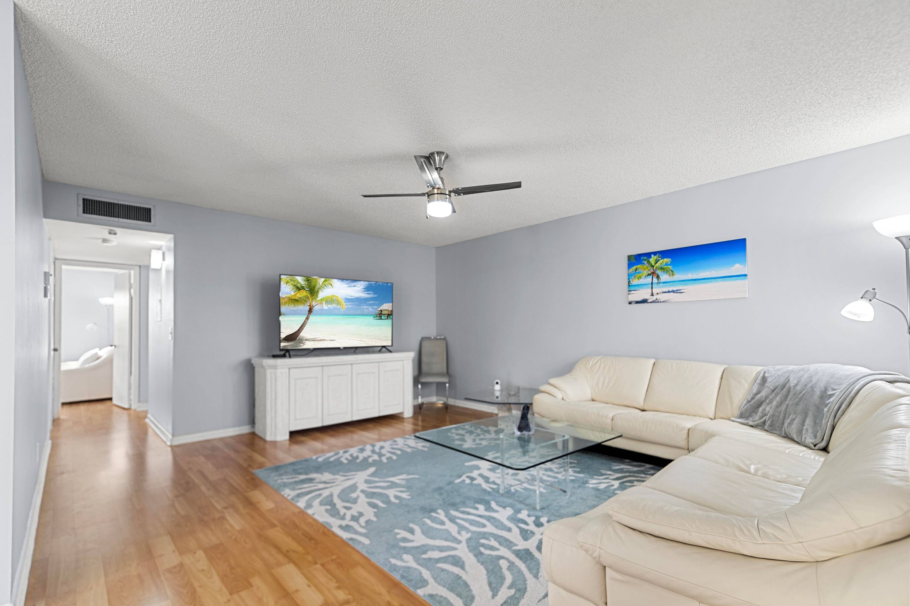 Welcome to this second floor CBS construction unit at the 55 Kings Point Golf and Country Club Flanders M model featuring 2 bedrooms and 2 bathrooms with beautiful golf course ...