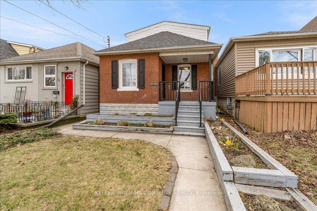 Stunningly Updated 3 Bedroom Home Move In Ready !